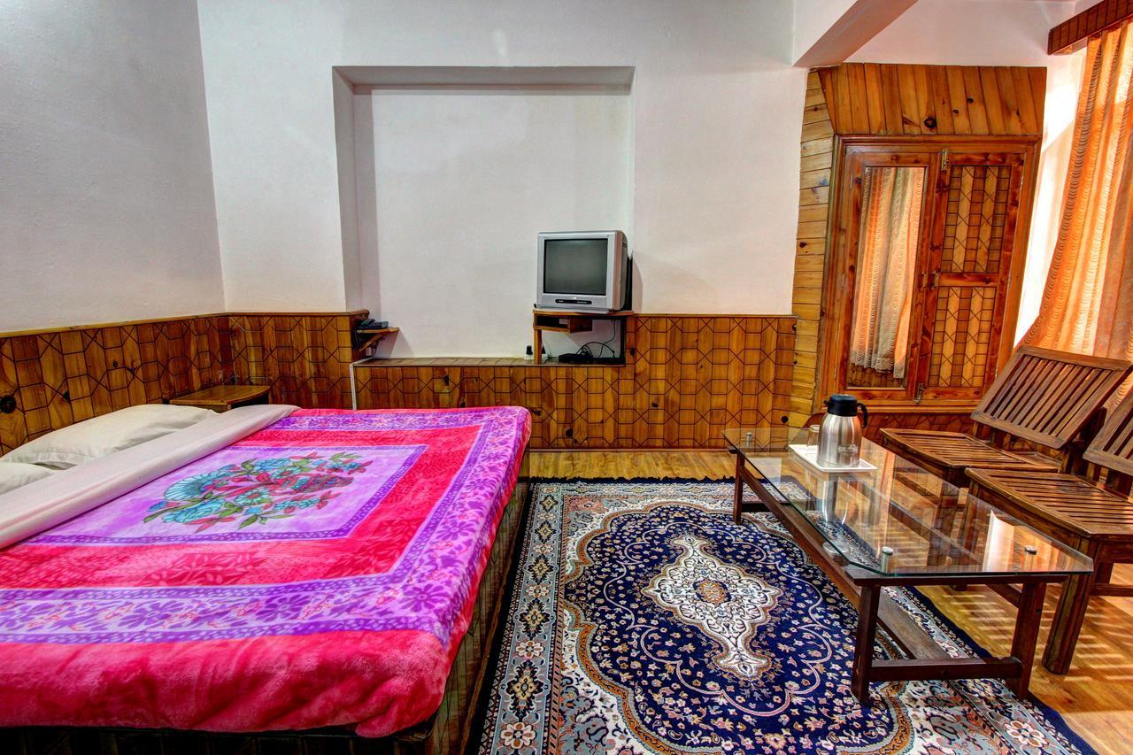 Om-Shanti Villa Manāli Exterior foto